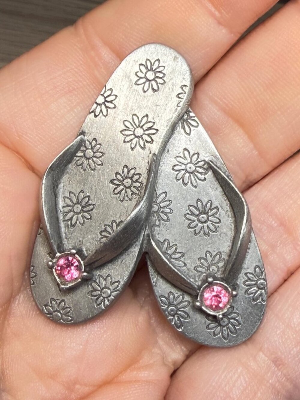 SPOONTIQUES Vintage Flip Flop Brooch Pink Rhinestone Sandal Pin